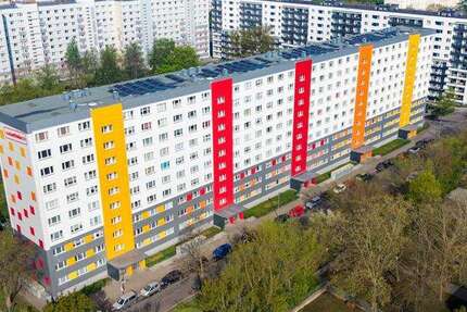 Wohnung zum Mieten in Magdeburg 460 € 67.8 m² 3 zimmer