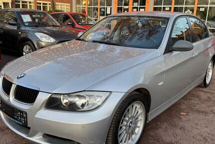 BMW 318 144.300 km 2.990 &euro; Magdeburg 39124