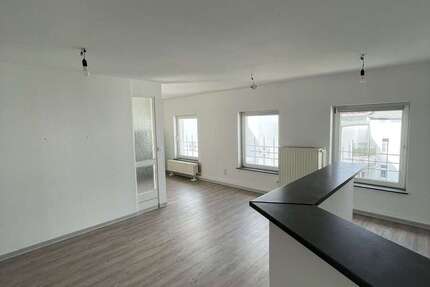 Wohnung Magdeburg Stadtfeld Ost - 1 Zimmer, 46 m&sup2;, 365&euro; | Angebot:26675879