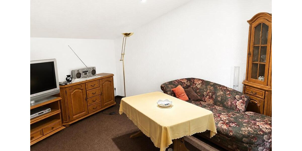Etagenwohnung Burg - 2 Zimmer, 38 m&sup2;, 350&euro; | Angebot:26548989