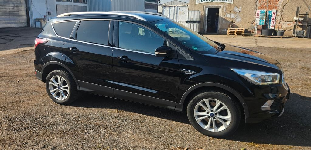Ford Kuga 165.030 km 11.900 &euro; Magdeburg 39128