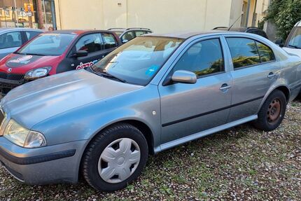 Skoda Octavia 149.759 km 990 &euro; Magdeburg 39106
