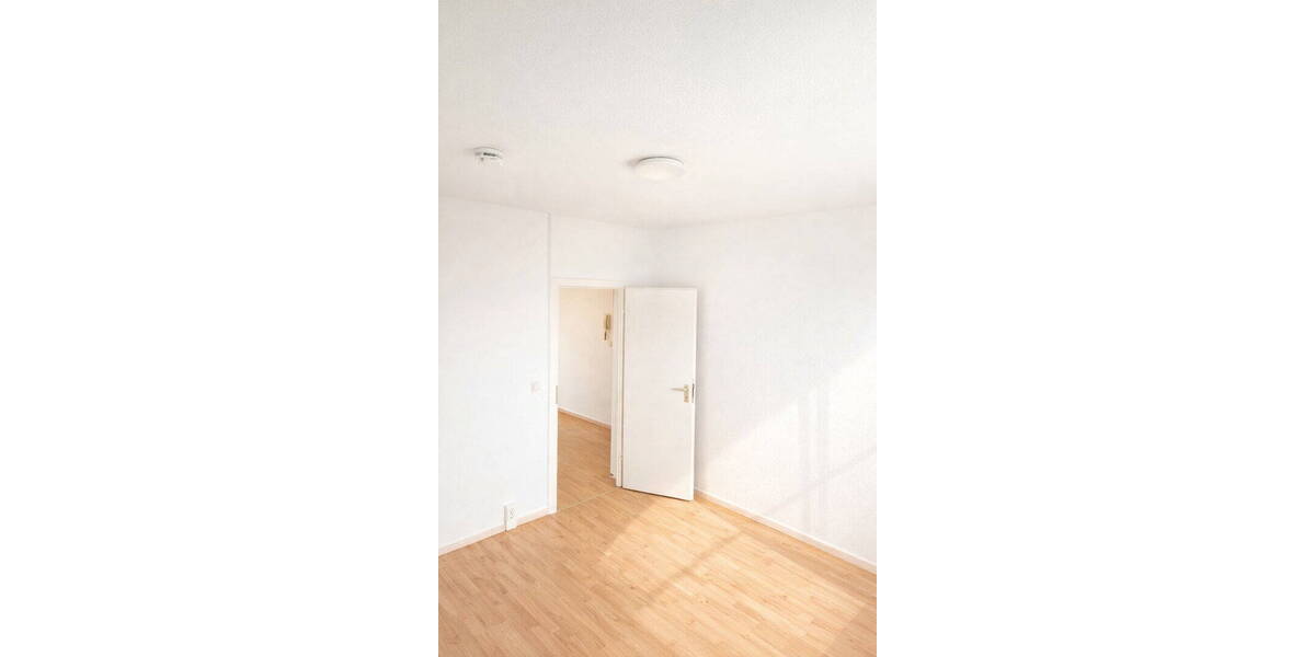 Etagenwohnung Magdeburg Cracau - 2 Zimmer, 49 m&sup2;, 490&euro; | Angebot:26188327