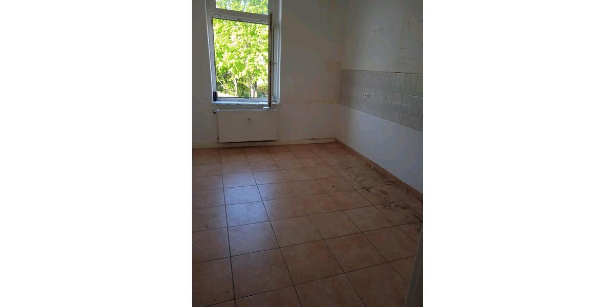 Mehrfamilienhaus, Wohnhaus Schönebeck (Elbe) - 15 Zimmer, 384 m&sup2;, 440.000&euro; | Angebot:25959830