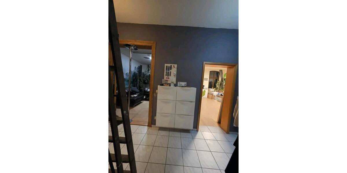 Etagenwohnung Magdeburg Nordwest - 3 Zimmer, 102 m&sup2;, 820&euro; | Angebot:26216052