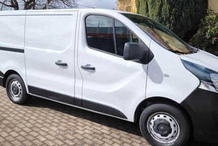 Opel Vivaro 79.400 km 10.980 &euro; Magdeburg 39130