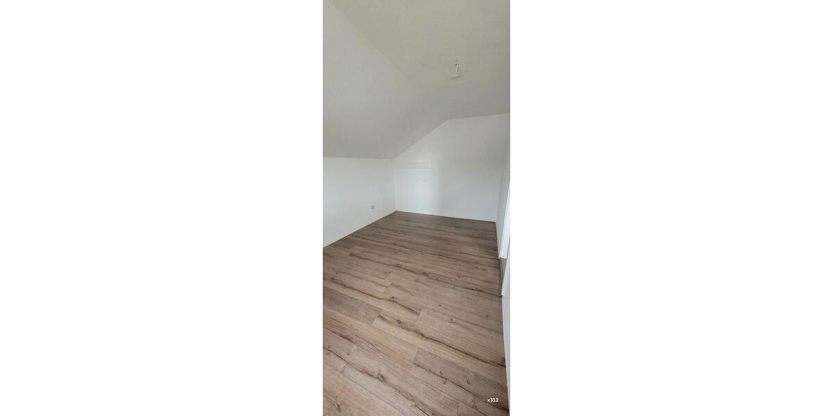 Dachgeschoßwohnung Bördeland - 2 Zimmer, 50 m&sup2;, 360&euro; | Angebot:26455376