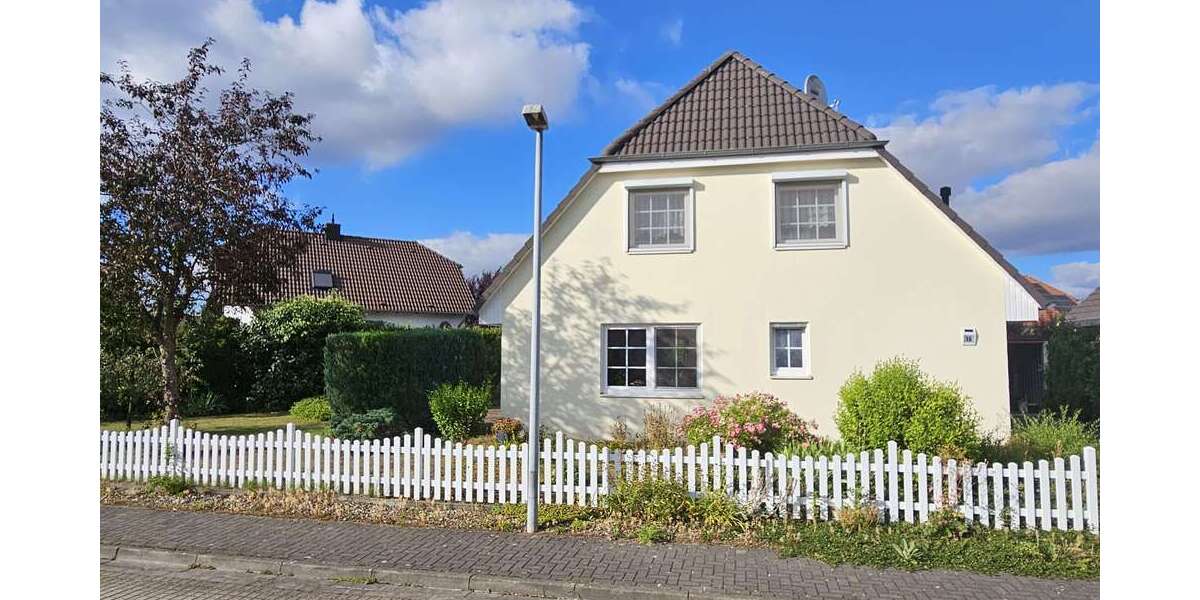 Einfamilienhaus Domersleben Domersleben - 4 Zimmer, 105 m&sup2;, 228.000&euro; | Angebot:27021899