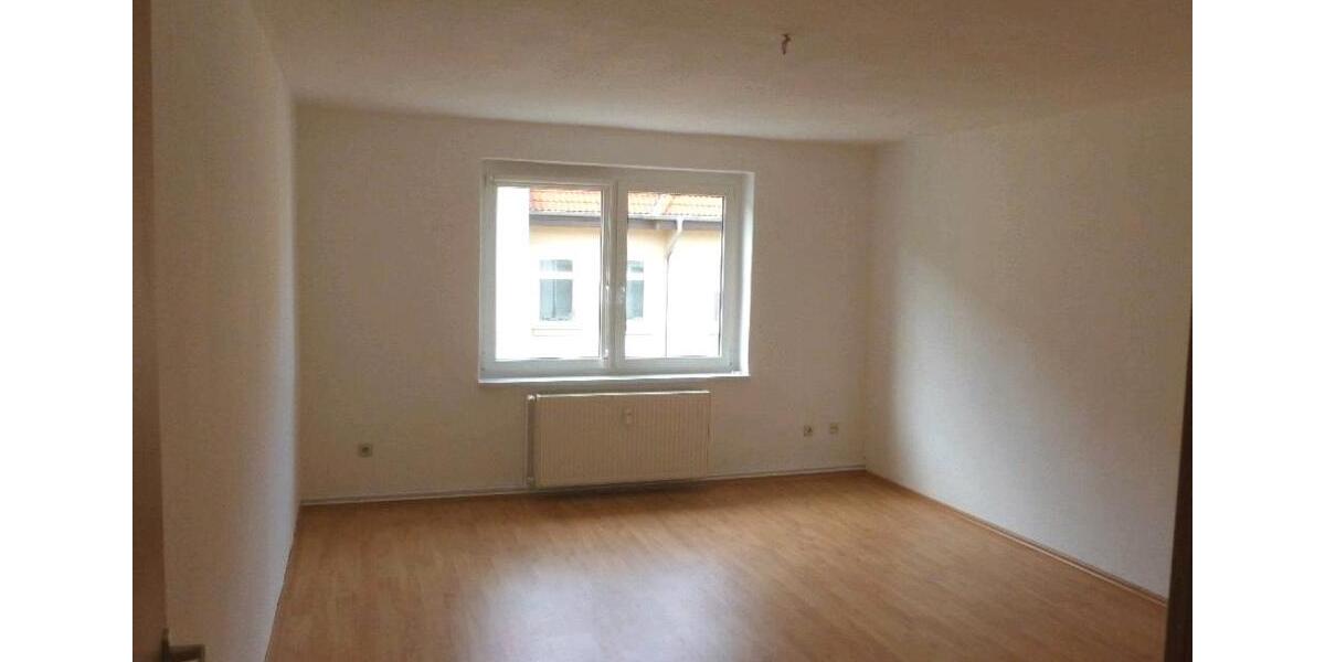 Etagenwohnung Magdeburg Leipziger Straße - 3 Zimmer, 83 m&sup2;, 619&euro; | Angebot:25928446