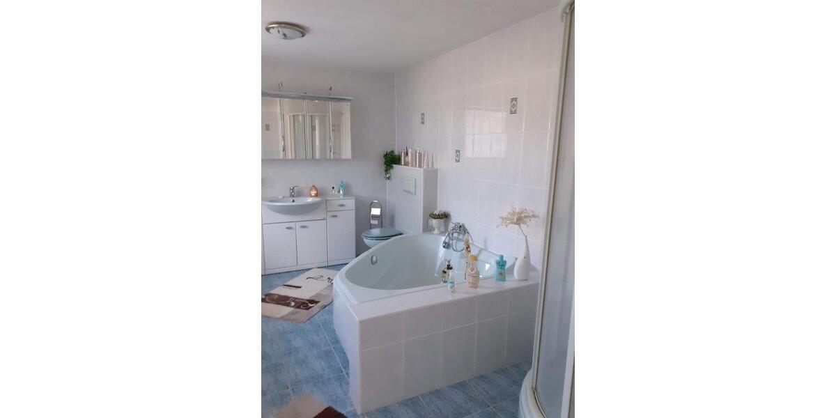 Doppelhaushälfte Burg - 3 Zimmer, 135 m&sup2;, 210.000&euro; | Angebot:27023068