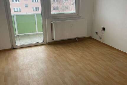 Wohnung Calbe - 2 Zimmer, 35 m&sup2;, 245&euro; | Angebot:24893108