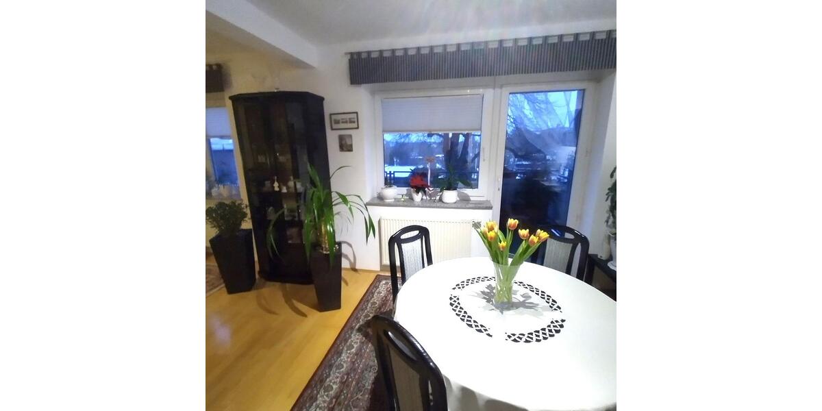 Etagenwohnung Magdeburg Hopfengarten - 2 Zimmer, 67 m&sup2;, 605&euro; | Angebot:25884051