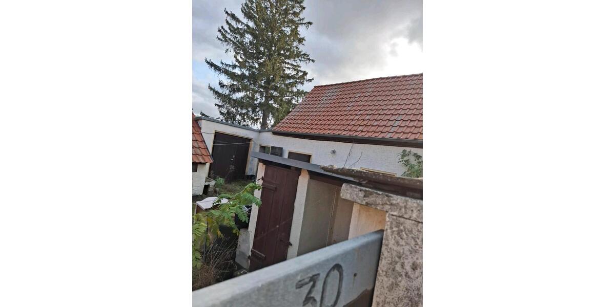 Bauernhaus, Landhaus Calbe (Saale) - 12 Zimmer, 200 m&sup2;, 79.400&euro; | Angebot:26521048
