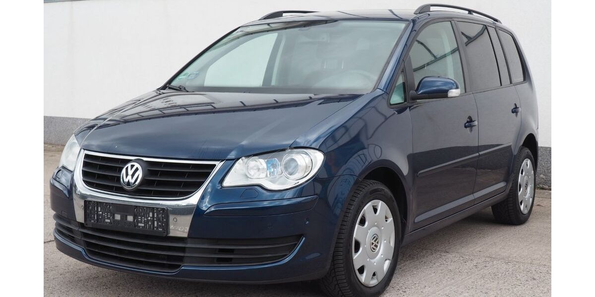 VW Touran 129.655 km 7.490 &euro; Magdeburg 39128
