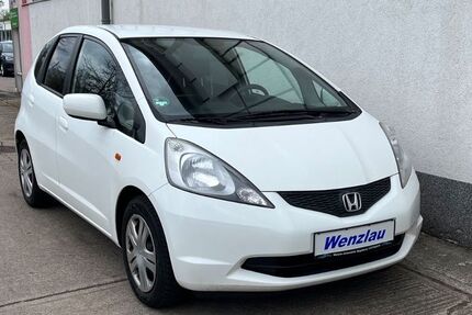 Honda Jazz 166.000 km 2.950 € Magdeburg 39128