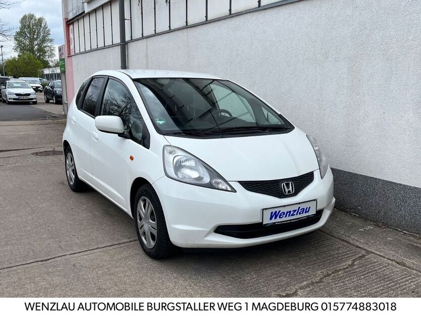 Honda Jazz 166.000 km 2.950 € Magdeburg 39128