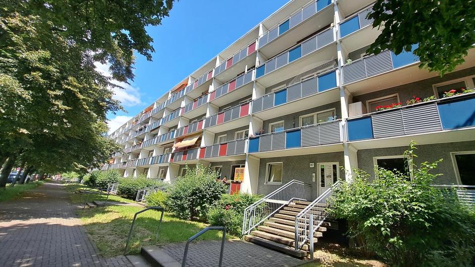 Etagenwohnung Magdeburg Alt Olvenstedt - 3 Zimmer, 56 m&sup2;, 353&euro; | Angebot:25789825