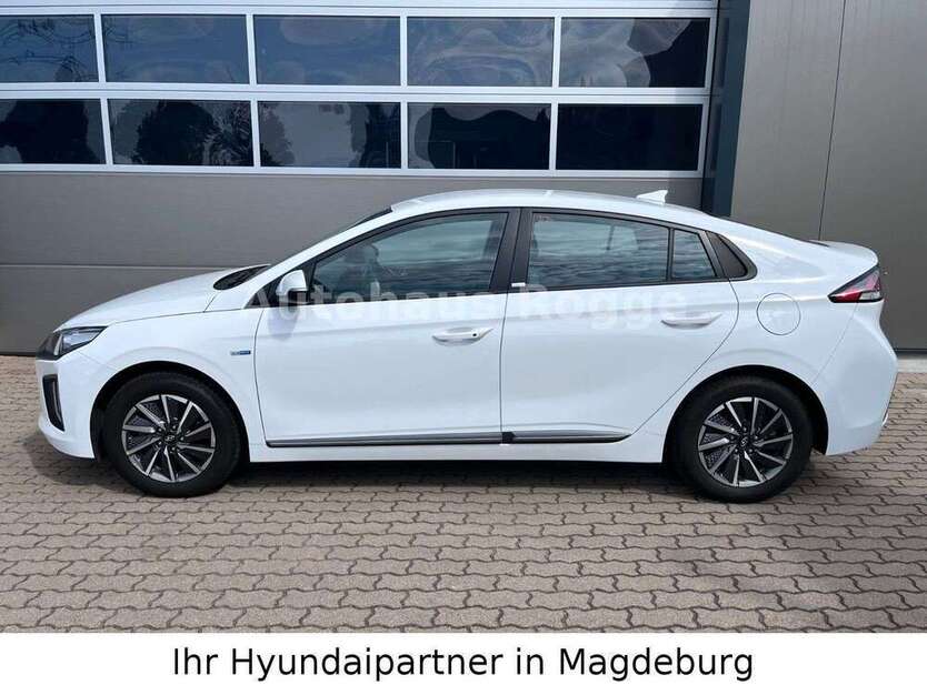 IONIQ