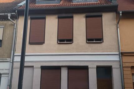 Großzügiges Wohnhaus in zentraler Lage von Egeln – Breiteweg zimmer