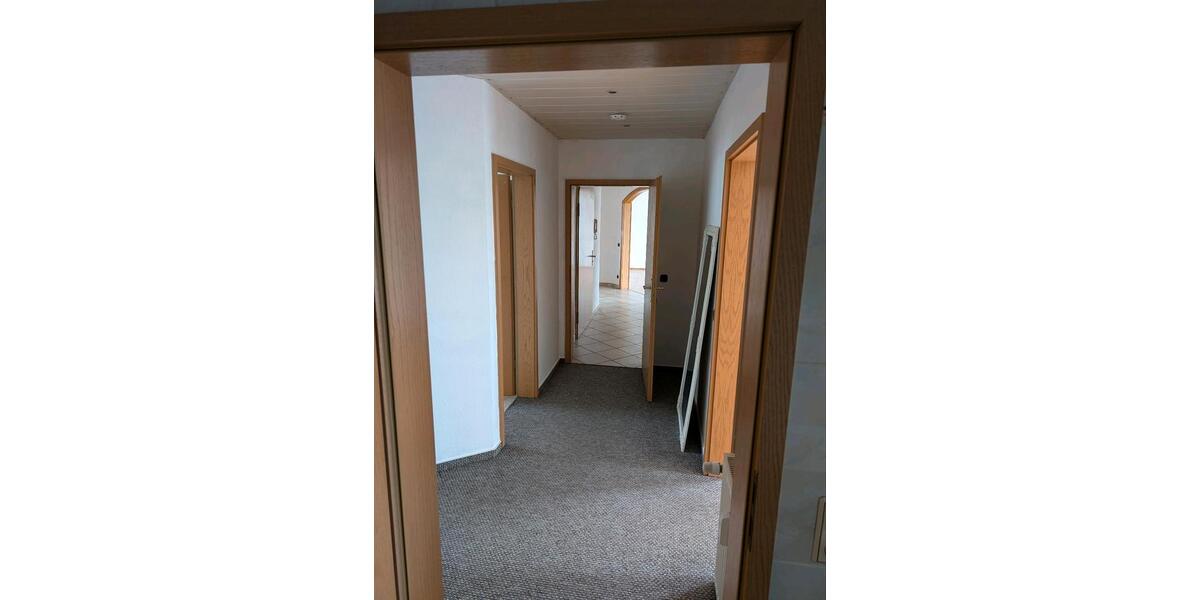 Dachgeschoßwohnung Magdeburg Lemsdorf - 4 Zimmer, 146 m&sup2;, 410.000&euro; | Angebot:26766015