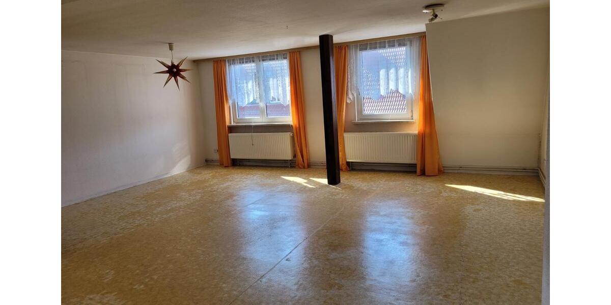 Dachgeschoßwohnung Schönebeck (Elbe) - 3 Zimmer, 71 m&sup2;, 490&euro; | Angebot:25894827