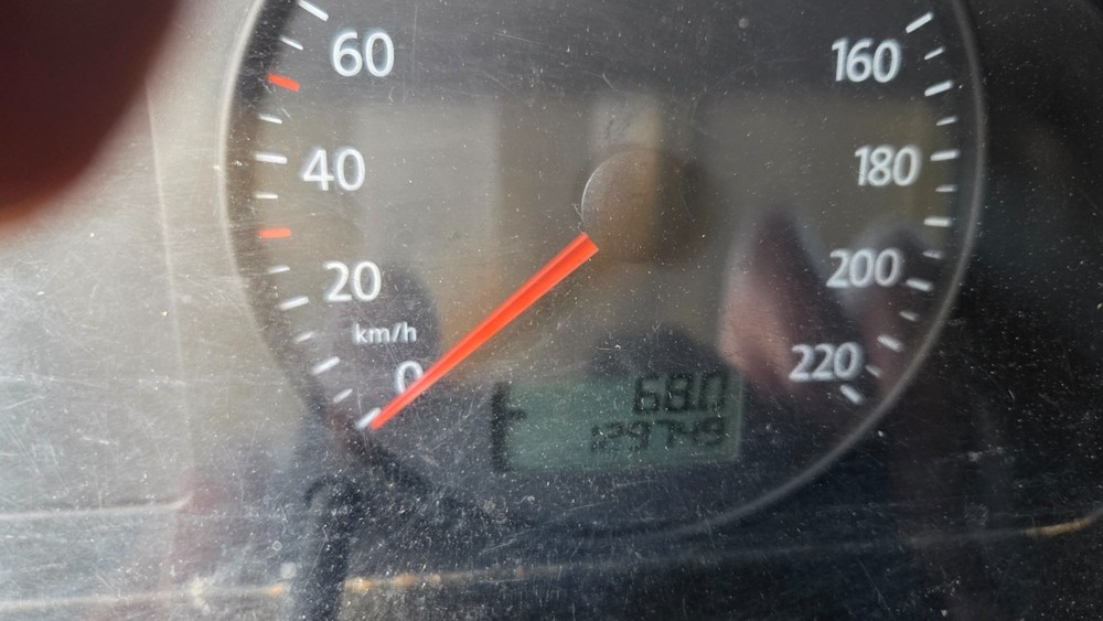 VW T 5 130.000 km 6.000 &euro; Magdeburg 39104