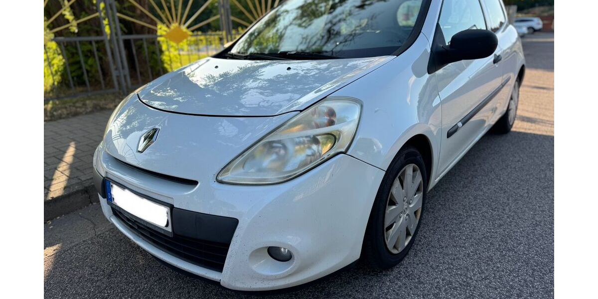 Renault Clio 477.000 km 900 &euro; Magdeburg 39104