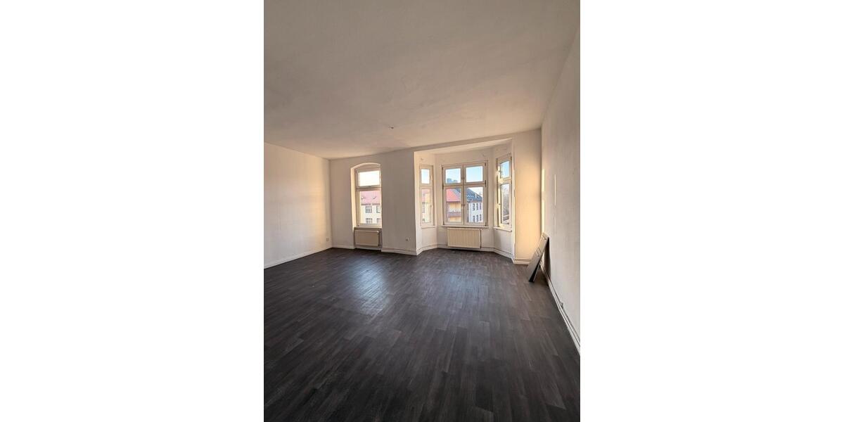 Etagenwohnung Magdeburg Leipziger Straße - 3 Zimmer, 97 m&sup2;, 600&euro; | Angebot:25402442