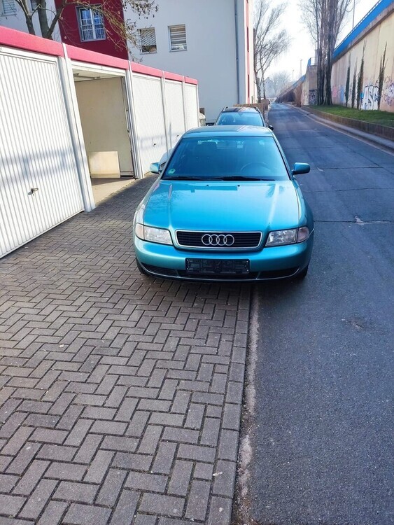 Audi A4 80.134 km 2.975 € Magdeburg 39104