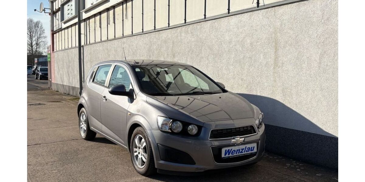 Chevrolet Aveo 180.000 km 2.500 € Magdeburg 39128