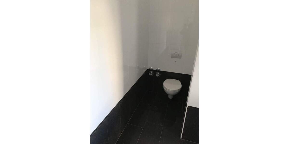 Etagenwohnung Magdeburg Altstadt - 2 Zimmer, 82 m&sup2;, 575&euro; | Angebot:24582390