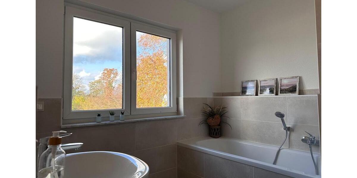 moderne Stadtvilla zur Miete - Erstbezug in energieeffiziente Neubau-Doppelhaushälfte 4 zimmer