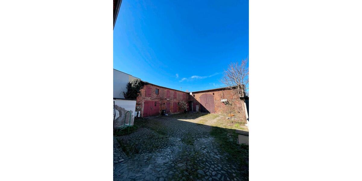 Mehrfamilienhaus, Wohnhaus Magdeburg Barleber See - 9 Zimmer, 272 m&sup2;, 312.000&euro; | Angebot:26099795