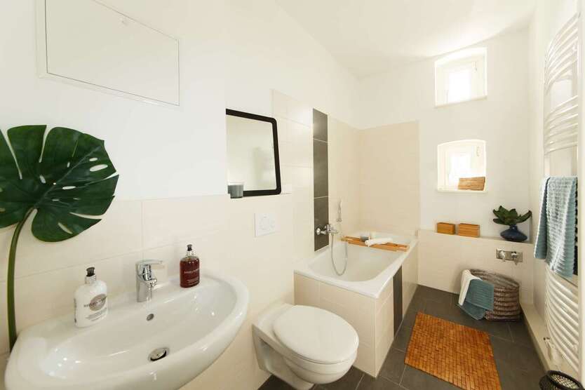 Wohnung zum Mieten in Burg 406,48 € 50.81 m² 2 zimmer