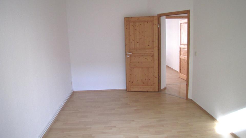 Erdgeschoßwohnung Magdeburg Diesdorf - 3 Zimmer, 70 m&sup2;, 430&euro; | Angebot:24573450