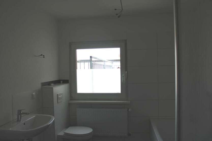 ruhige 4 Zimmer-Wohnung im Hinterhaus ***frisch renoviert*** mit Balkon 4 zimmer