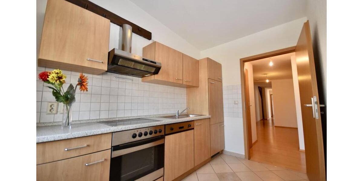 Dachgeschoßwohnung Magdeburg Leipziger Straße - 3 Zimmer, 83 m&sup2;, 610&euro; | Angebot:27627832