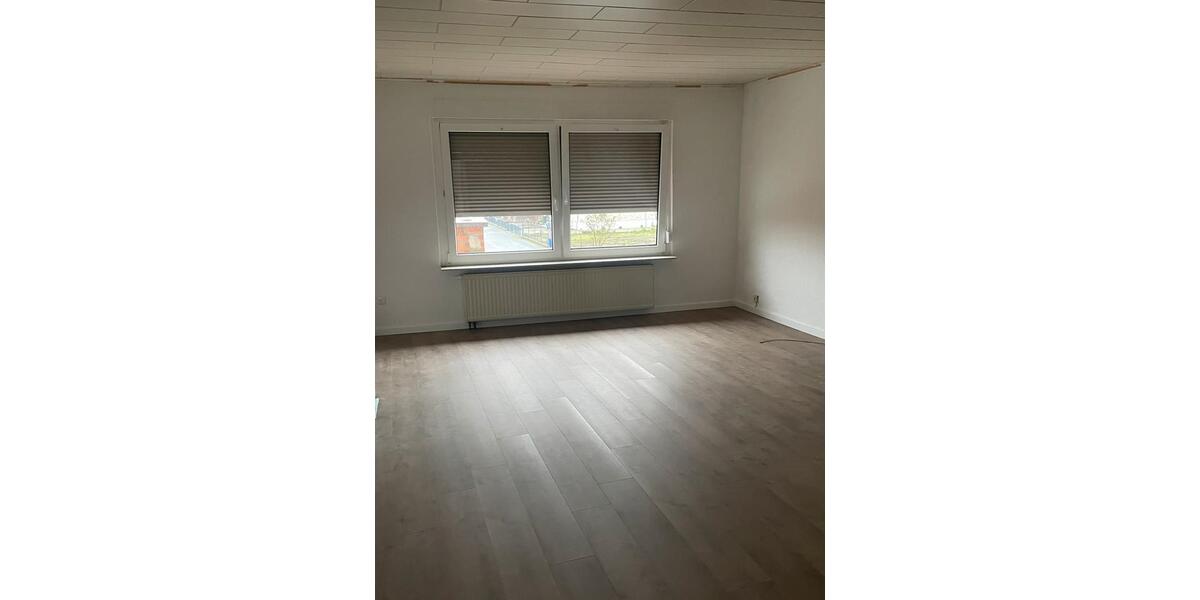 Etagenwohnung Bördeland - 3 Zimmer, 100 m&sup2;, 756&euro; | Angebot:24351065