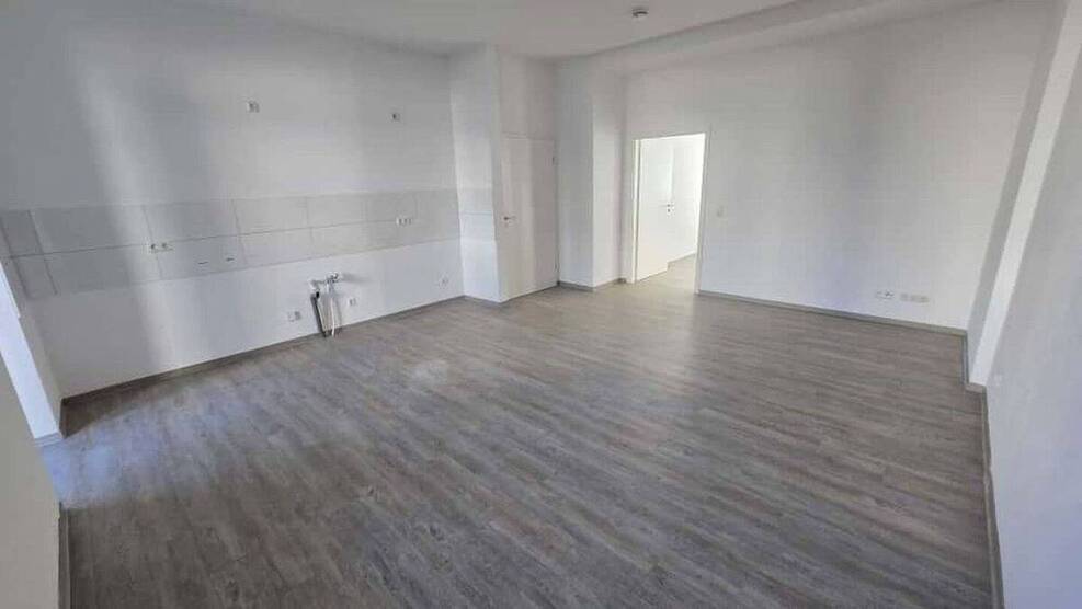 Helle sanierte 3-Zimmer-Wohnung mit Terrasse und Stellplatz 3 zimmer