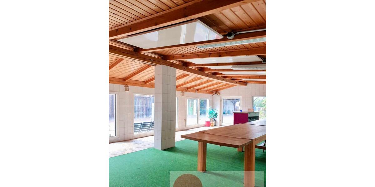 Heimwerker aufgepasst! Schöne Gründerzeit-Villa voller Potenzial! 17 zimmer