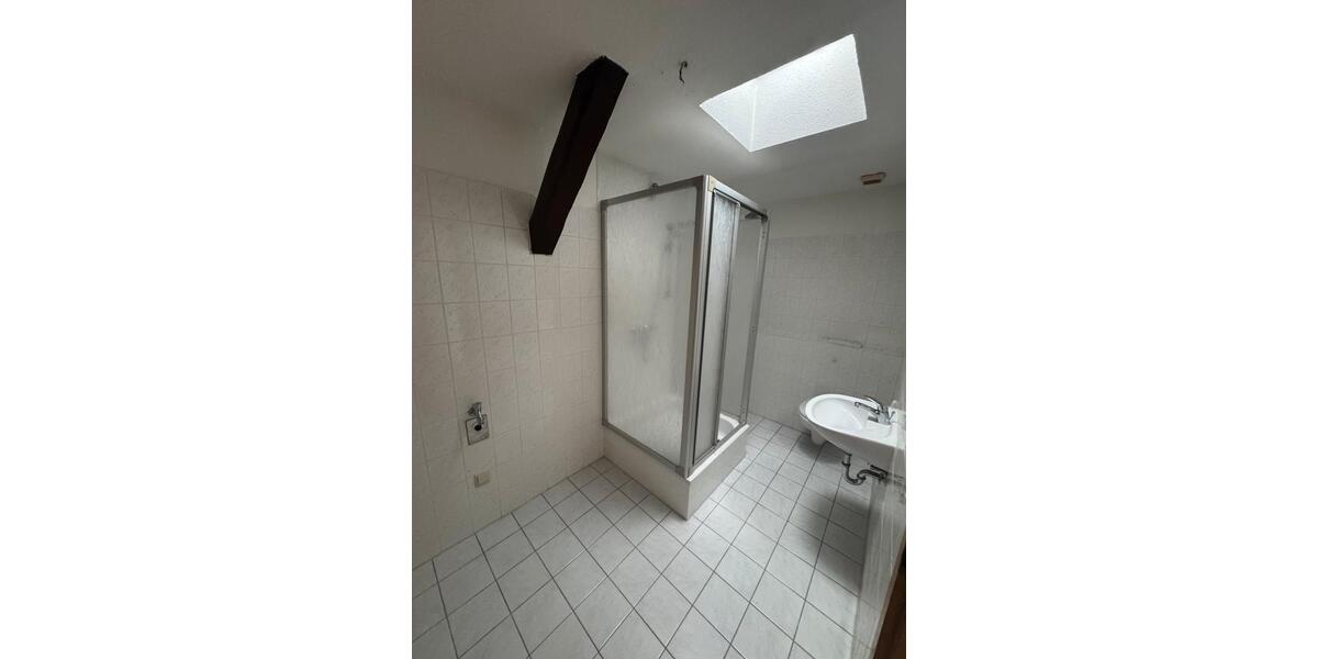 Dachgeschoßwohnung Magdeburg Leipziger Straße - 2 Zimmer, 64 m&sup2;, 570&euro; | Angebot:26038641