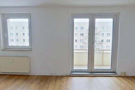 Wohnung Magdeburg Hopfengarten - 3 Zimmer, 57 m&sup2;, 350&euro; | Angebot:24862406