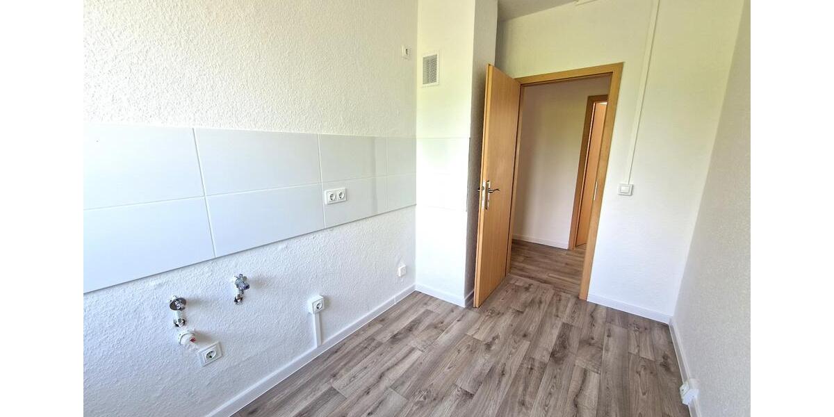 4-Zimmer-Wohnung im 3. Obergeschoss nach Renovierung zu vermieten 4 zimmer