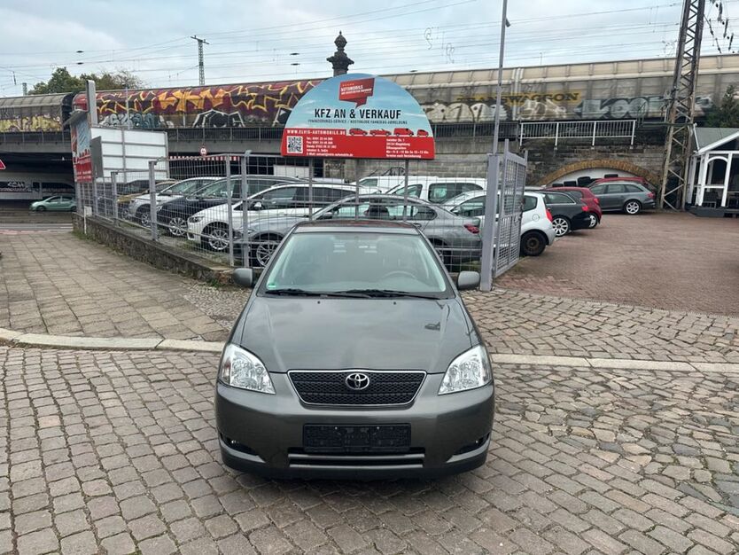 Toyota Corolla 95.000 km 4.900 € Magdeburg 39124