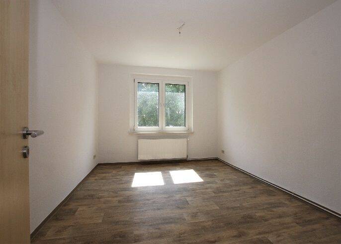 Etagenwohnung Oschersleben - 3 Zimmer, 60 m&sup2;, 375&euro; | Angebot:26768259