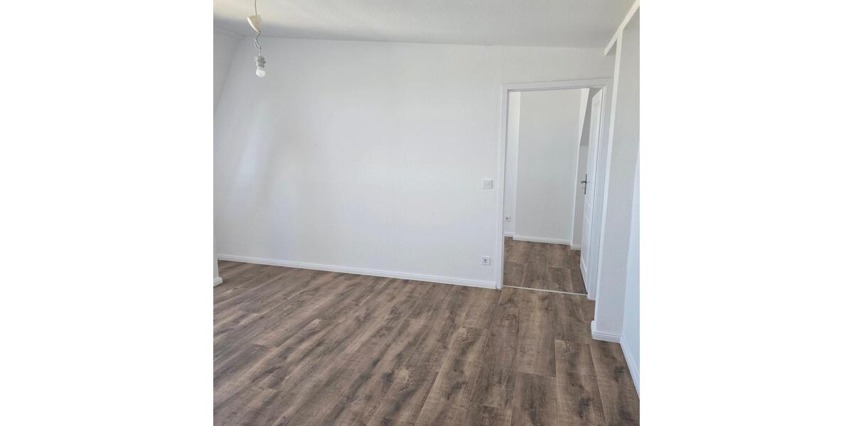 Dachgeschoßwohnung Magdeburg Ottersleben - 3 Zimmer, 72 m&sup2;, 125.000&euro; | Angebot:26944629
