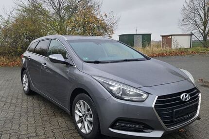Hyundai i40 94.332 km 9.797 &euro; Magdeburg 39116
