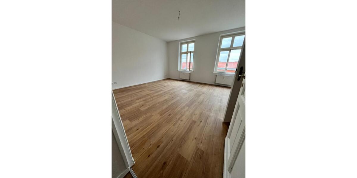 Wunderschöne modernisierte 3-Zi Wohnung mit Balkon 3 zimmer