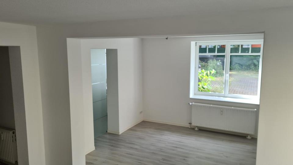 Etagenwohnung Magdeburg Großer Silberberg - 1.5 Zimmer, 44 m&sup2;, 350&euro; | Angebot:24783858