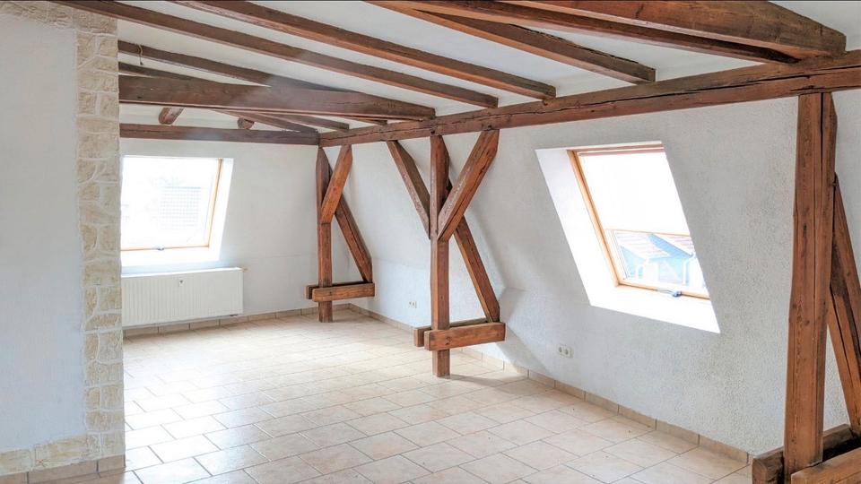Dachgeschoßwohnung Schönebeck (Elbe) - 2 Zimmer, 74 m&sup2;, 429&euro; | Angebot:26663982